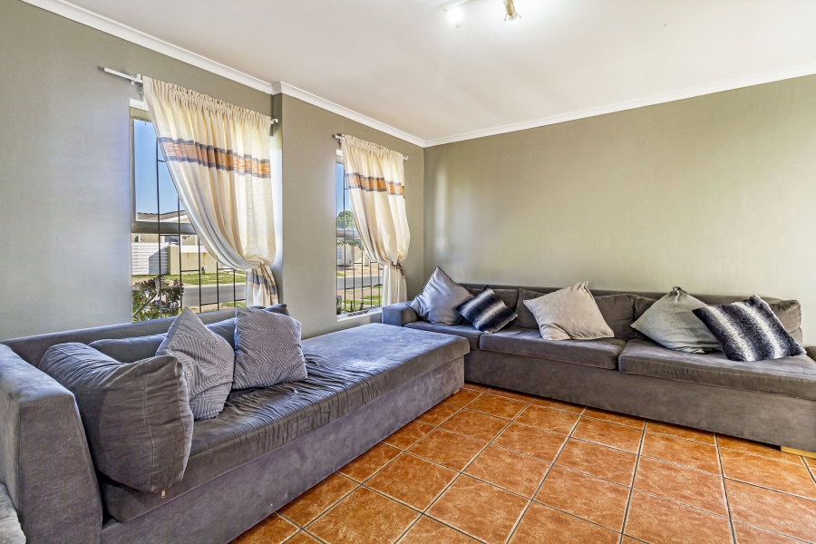 3 Bedroom Property for Sale in Victoria Park Western Cape